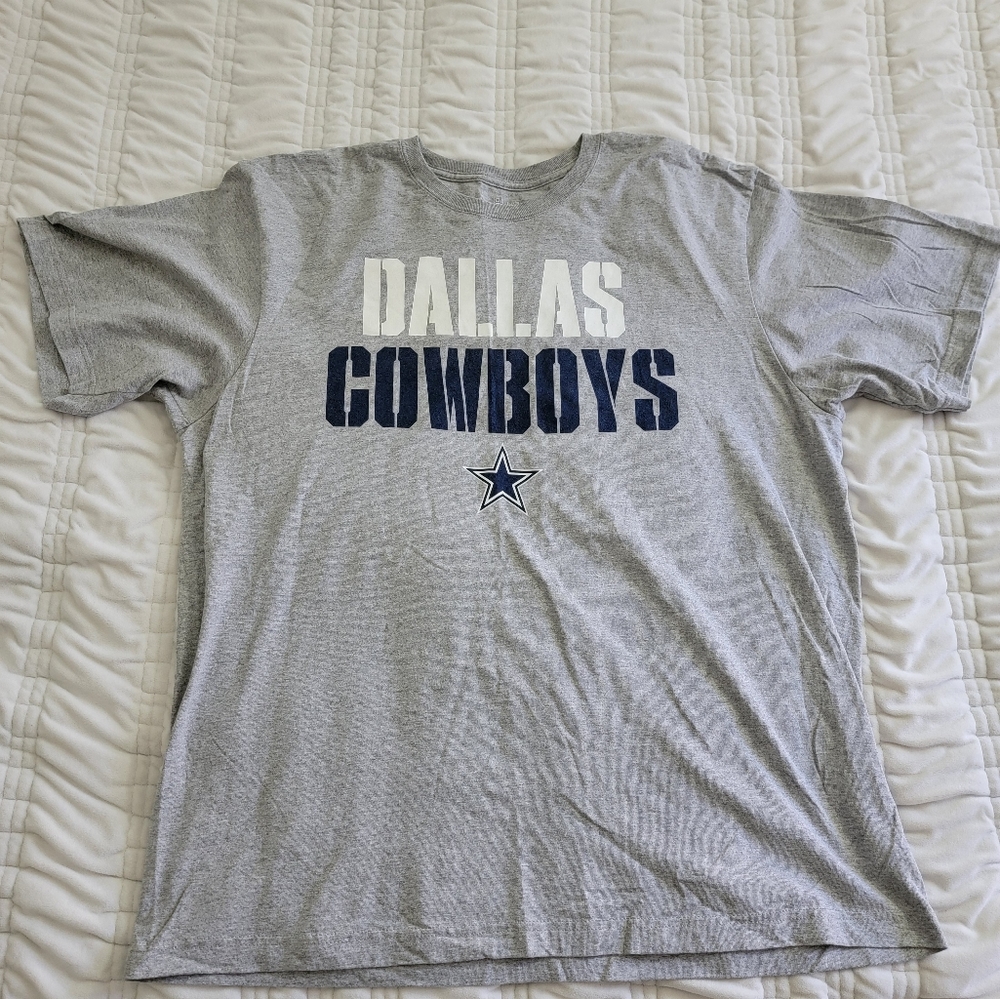 Dallas Cowboys Authentic Logo Tshirt XL Great Condition NFL